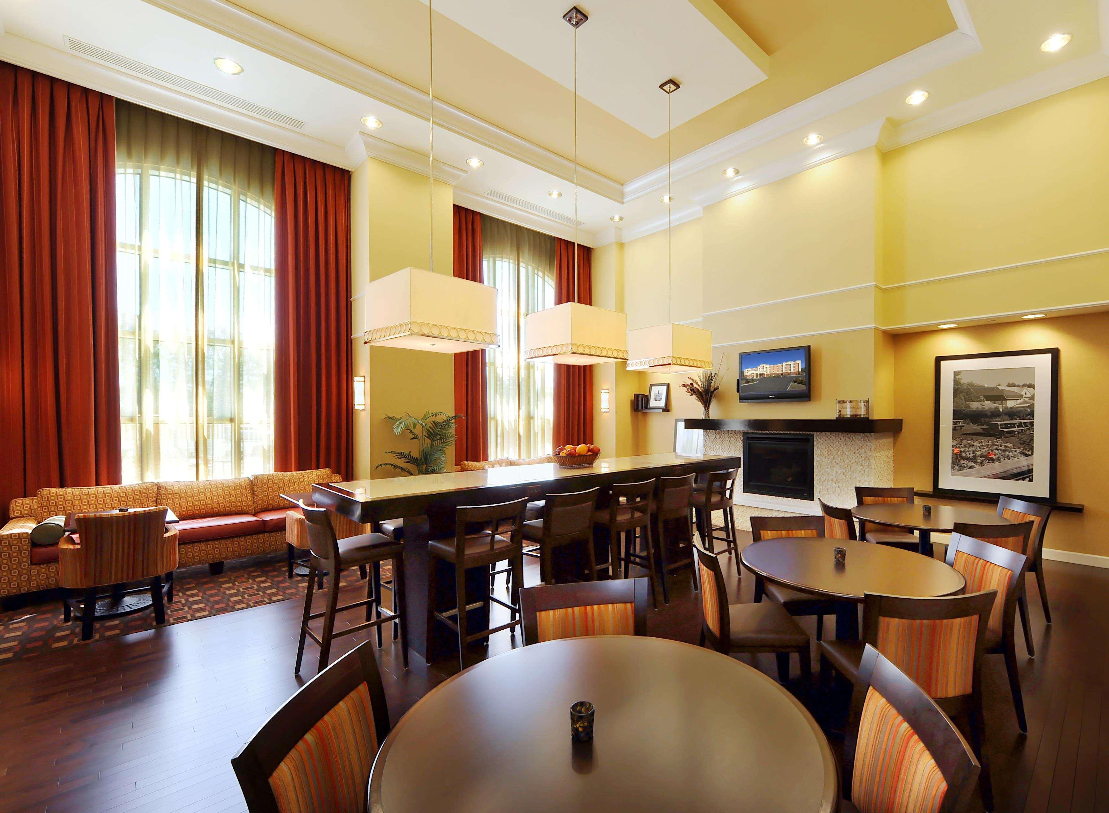 Hampton Inn & Suites Scottsboro Restaurant bilde